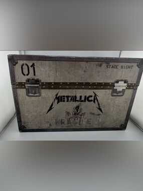 Metallica Live Shit Binge & Purge Box Set CDs + 1 VHS Only – 2 VHS Missing